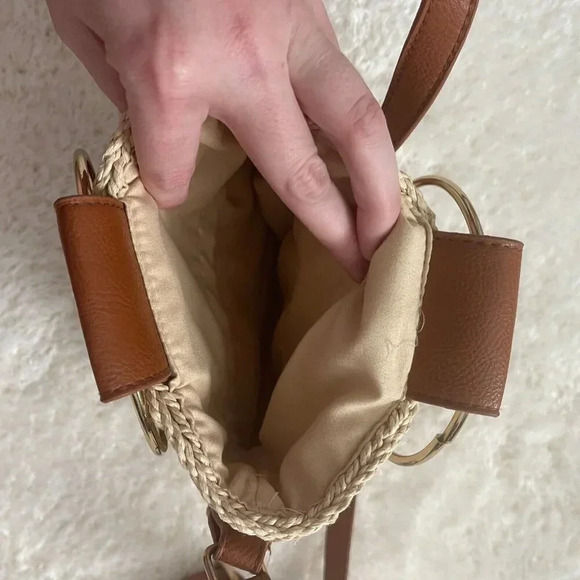Vinnie Louise Havana Woven Bag - new with out tags - Picture 2 of 10